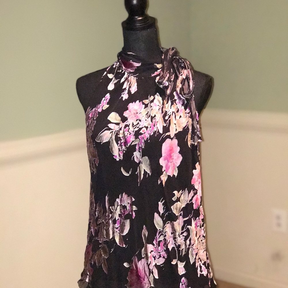 print sleeveless shirt